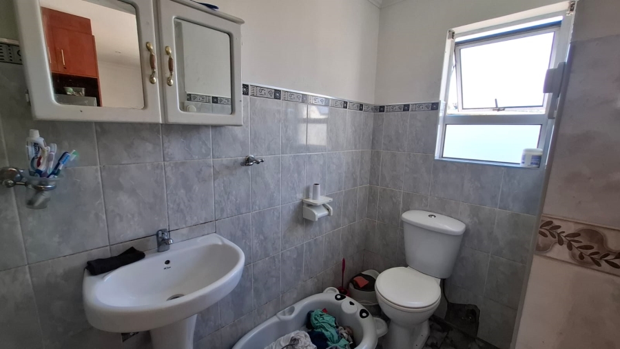 4 Bedroom Property for Sale in Westgate Western Cape